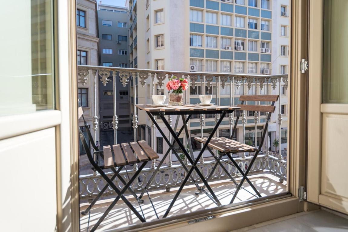 Ml1a-enjoy Breakfast Facing Malaga's Cathedral * Malaga